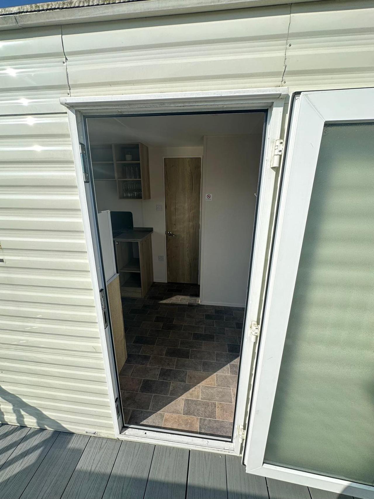 Kingfisher 1004 Keyshare Lets 8 Berth
