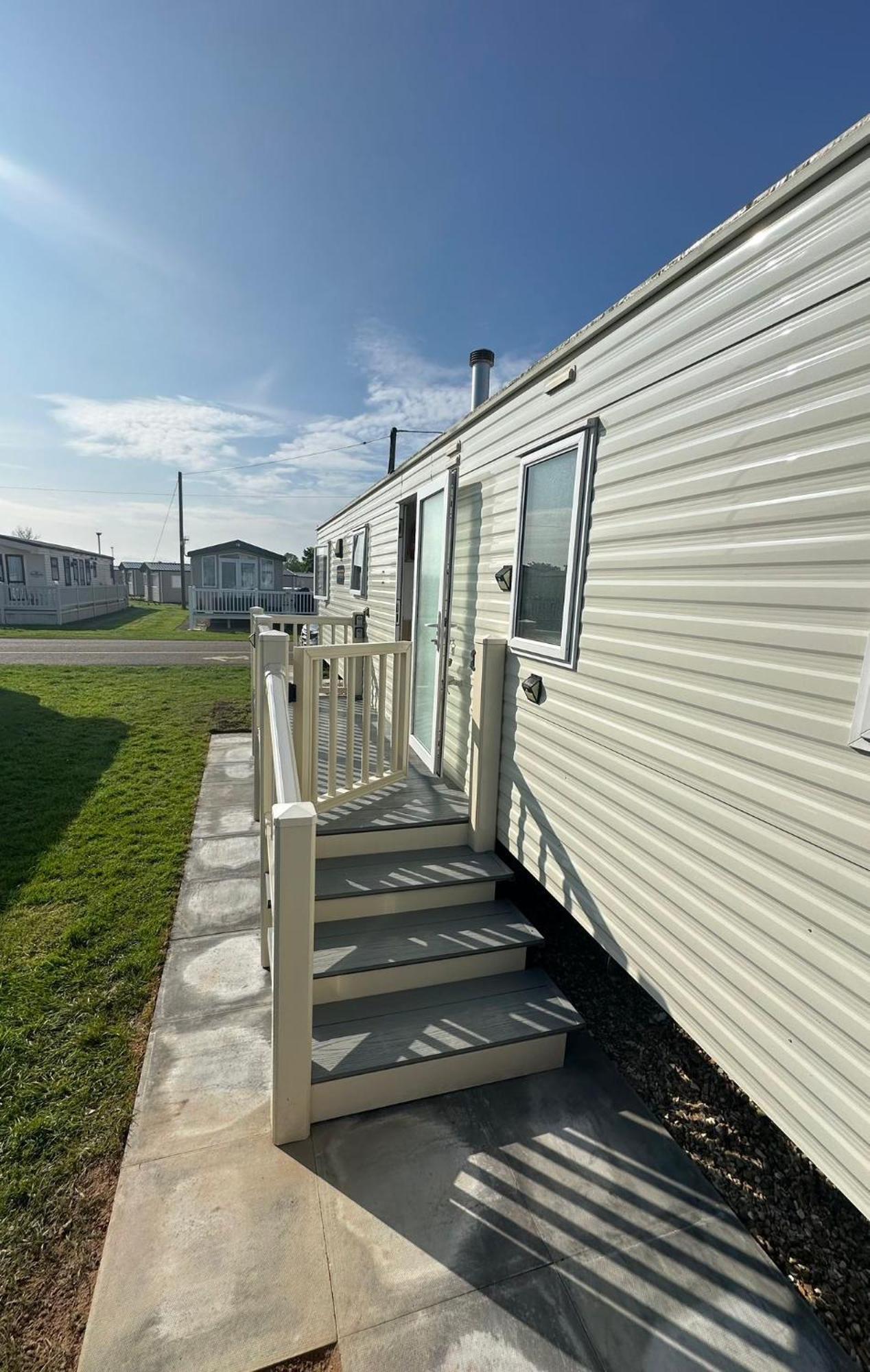 Kingfisher 1004 Keyshare Lets 8 Berth * Ingoldmells