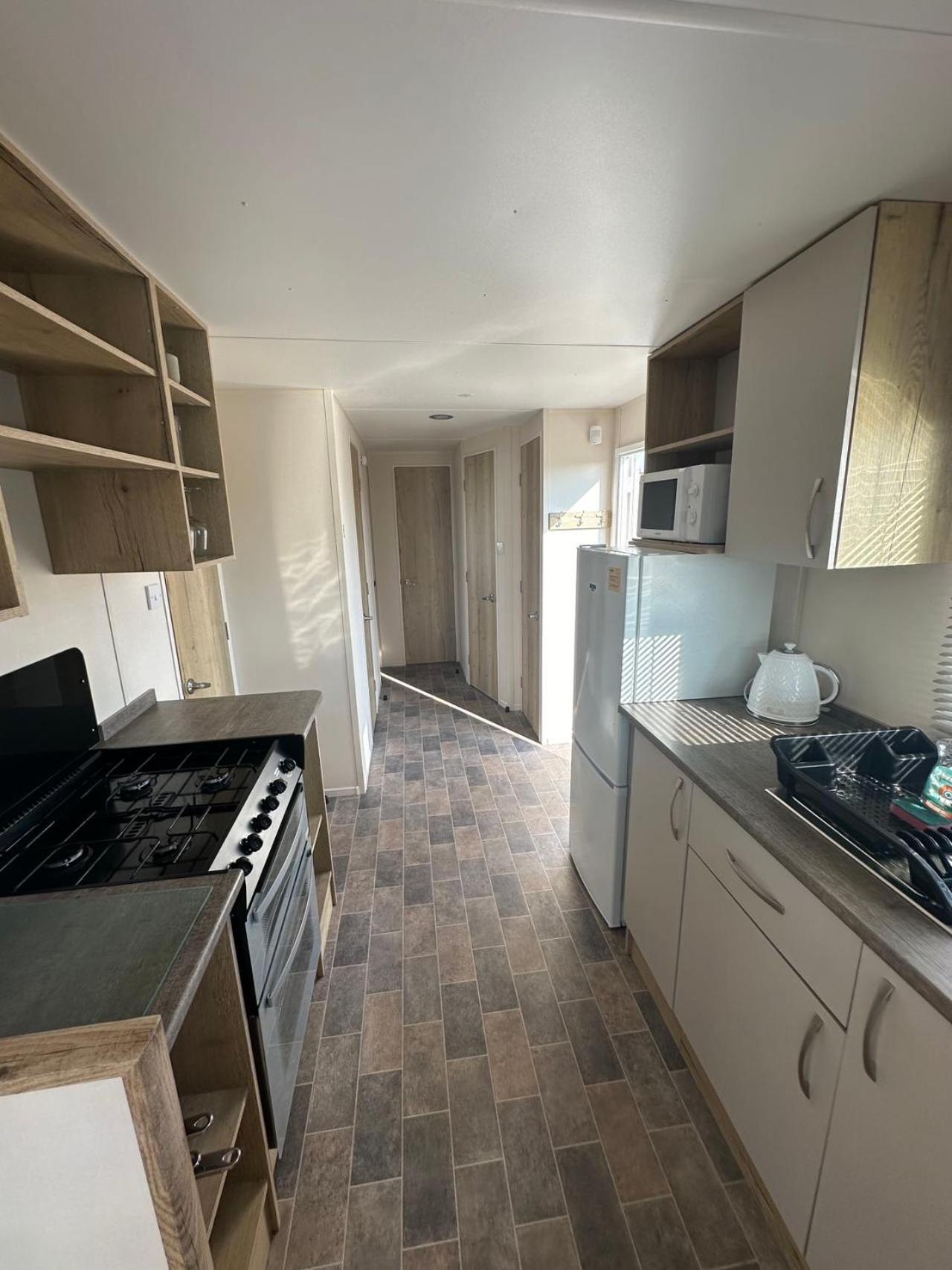Kingfisher 1004 Keyshare Lets 8 Berth Apartment *